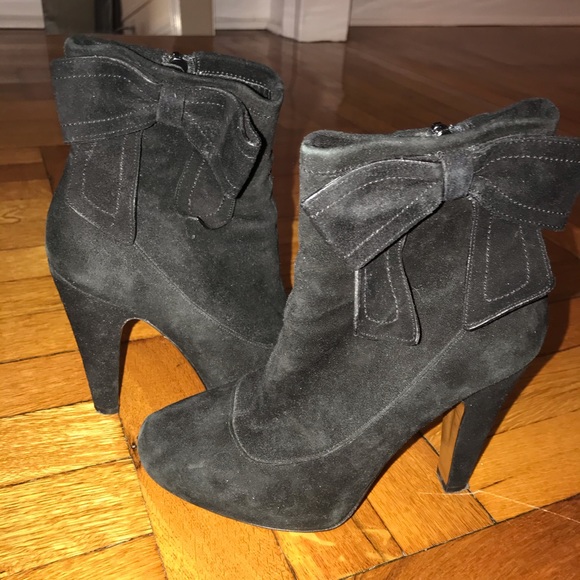 Coach Aubrie suede bow ankle black booties - Picture 1 of 4